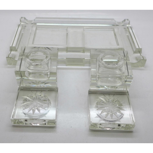 618 - A glass double inkwell and pen stand, inkwells with small chip to the rims