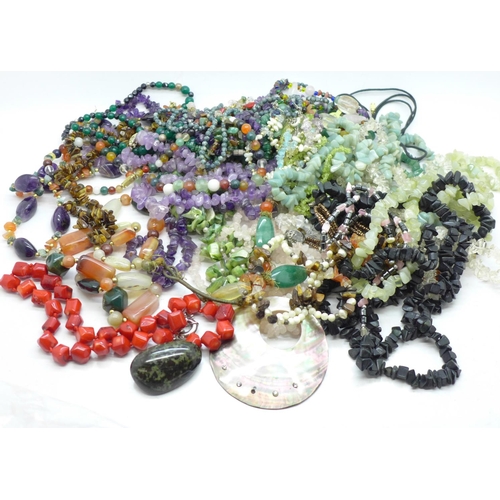 643 - Gemstone jewellery including amethyst, peridot, coral, etc.