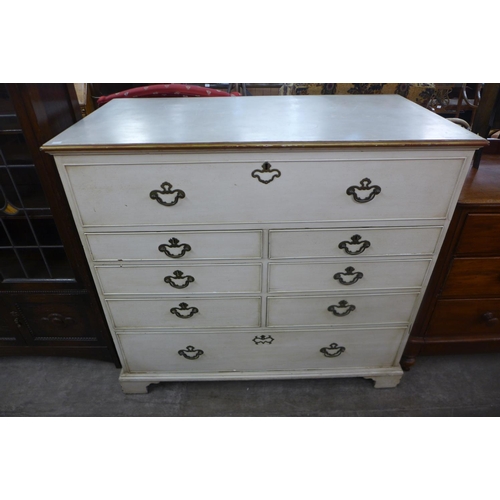 198 - A George III painted oak chest of drawers (top adapted to lift up)