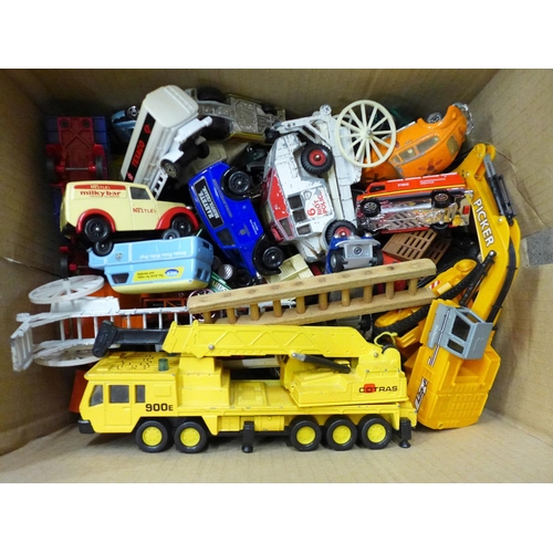 728 - Die-cast model vehicles and other toy vehicles