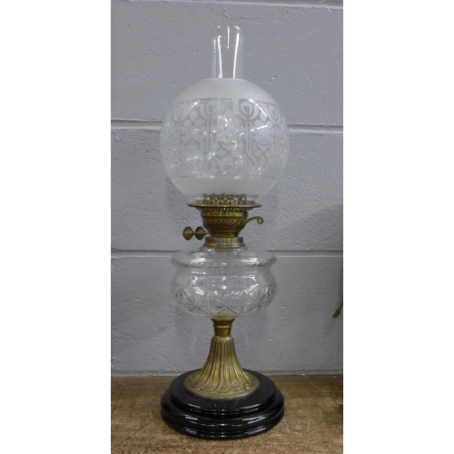 796 - A glass oil lamp