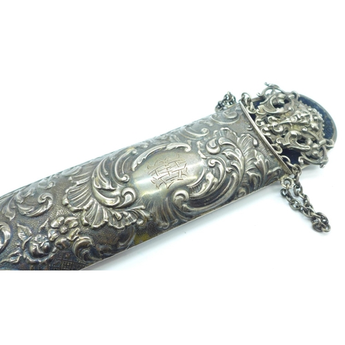 858 - A silver spectacle case, Birmingham 1902, Robert Pringle & Sons