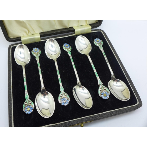 870 - A cased set of six Art Deco enamel spoons, Birmingham 1923