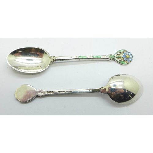 870 - A cased set of six Art Deco enamel spoons, Birmingham 1923