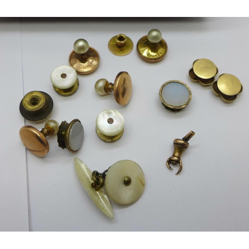 899 - Cufflinks and studs, some rolled gold