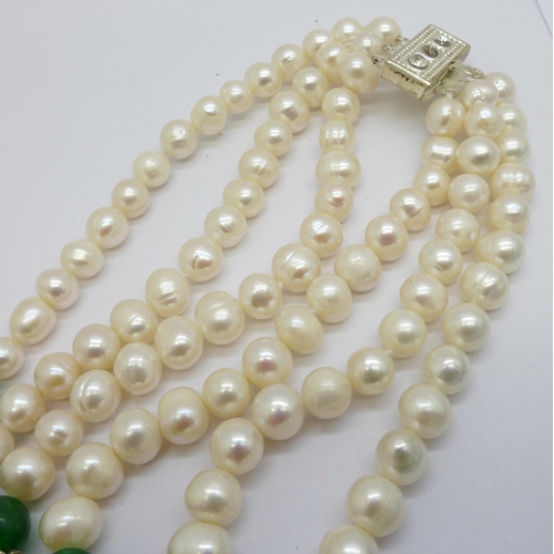 913 - Two freshwater pearl necklaces