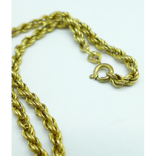 995 - A 9ct gold rope chain, 4.5g, 46cm