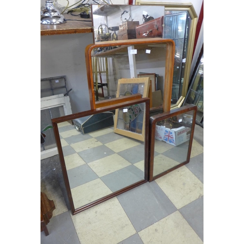 402 - Four assorted mirrors