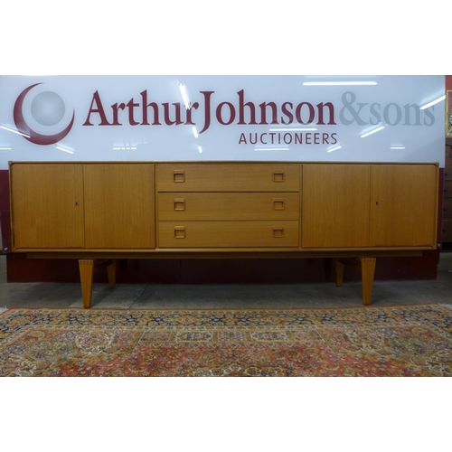 93 - A Dutch Fristho Franeker teak sideboard, designed by Marten Franckena, 78cms h, 225cms w, 43cms d