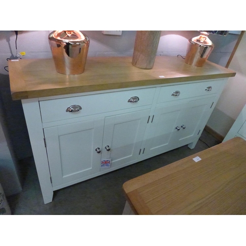 1400 - A Suffolk white painted oak four door extra large sideboard (TT-4DS-W) * this lot is subject to vat ... 