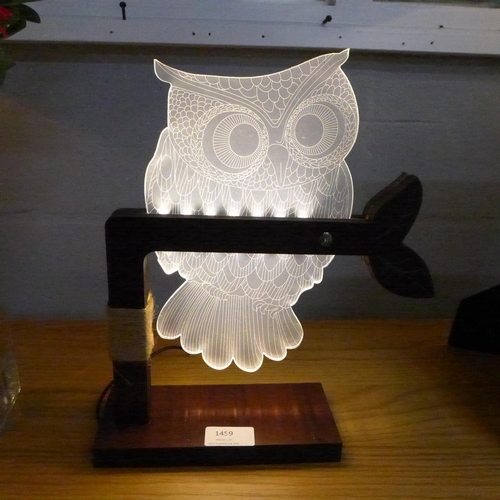 1459 - A wise owl table lamp (OTL49717)   #