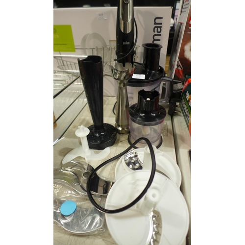 3238 - Braun Hand Blender        (205-269) * This Lot Is Subject To Vat