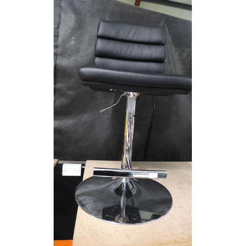 3362 - Bennett Gaslift Bar Stool (205-6) * This Lot Is Subject To Vat