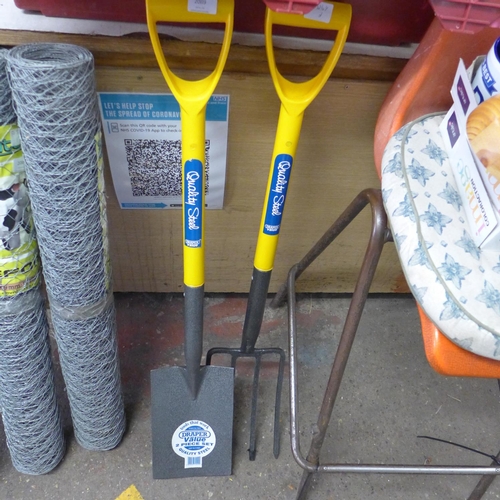 2089 - Draper steel fork & spade set - unused * this lot is subject to vat