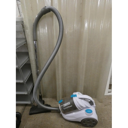 2384 - Zanussi Cyclone cylinder vac - W