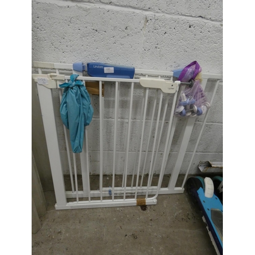 2385 - Lindham child safety gate plus 1 other