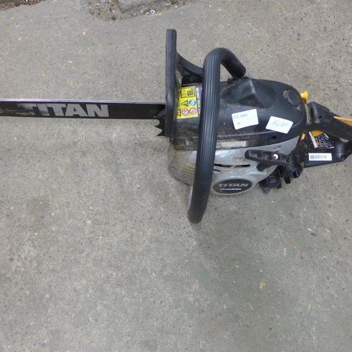 2620 - Titan petrol chainsaw - needs blade - W