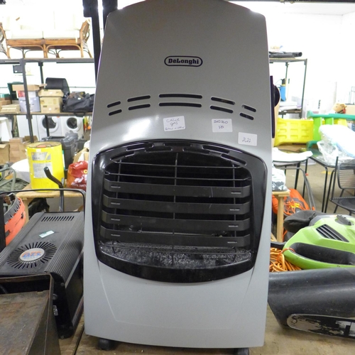 2622 - Delonghi portable gas heater with ¼ full bottle - W