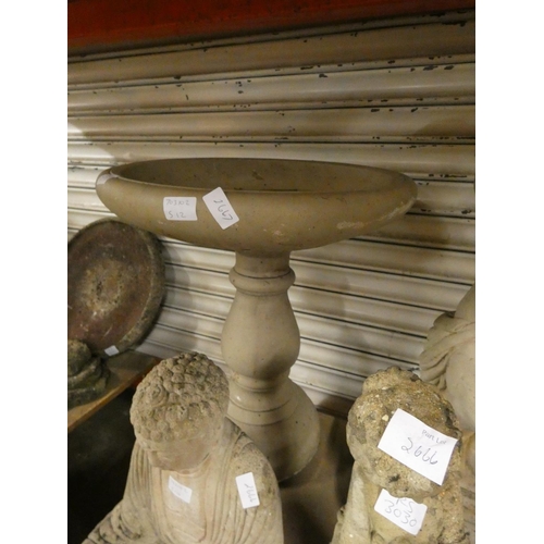 2667 - 2 Piece stone birdbath