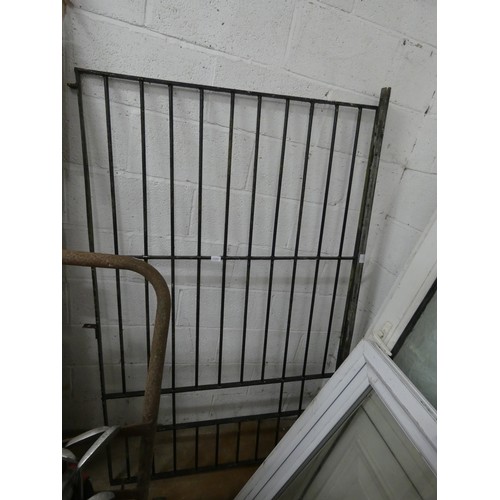 2638 - Metal security gate - approx. 6' x 3½' with 1 post