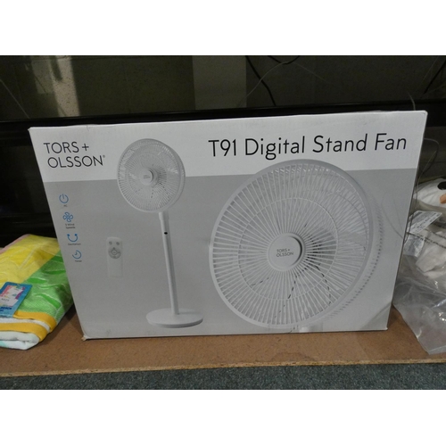 3024 - Tors & Olsson Digital Stand Fan (205-34) * This Lot Is Subject To Vat