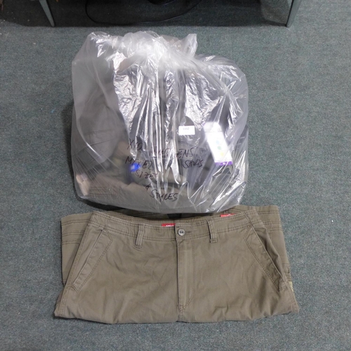 3332 - Ten pairs of men's shorts - various sizes and styles * This lot is subject to VAT