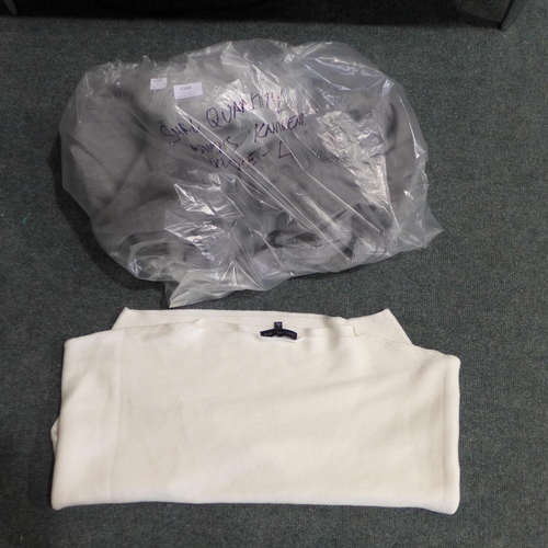 3340 - A small quantity of women's knitwear - jumpers and hoodies - all size L * This lot is subject to VAT