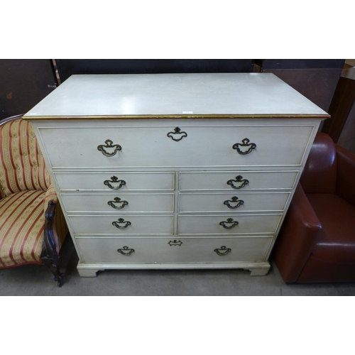 236 - A George III painted oak chest of drawers (top adapted to lift up)