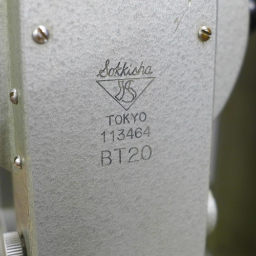 831 - A Sokkisha BT20 theodolite, Tokyo, cased