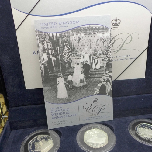 864 - A cased set of eighteen 1947-2007 Diamond Wedding Anniversary £5 silver proof crowns, .925 silver, 2... 