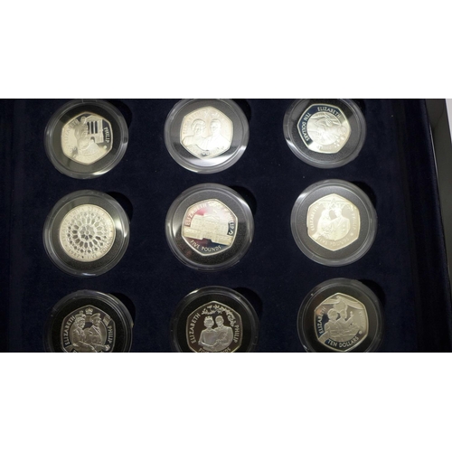 864 - A cased set of eighteen 1947-2007 Diamond Wedding Anniversary £5 silver proof crowns, .925 silver, 2... 