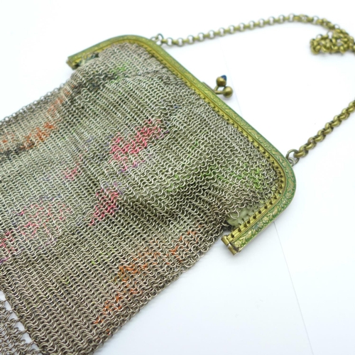 920 - A mesh purse and eleven thimbles including Darcas