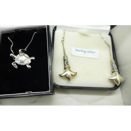 925B - A collection of silver jewellery including mother of pearl and other stone set items