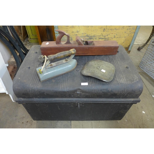 Lot 375       