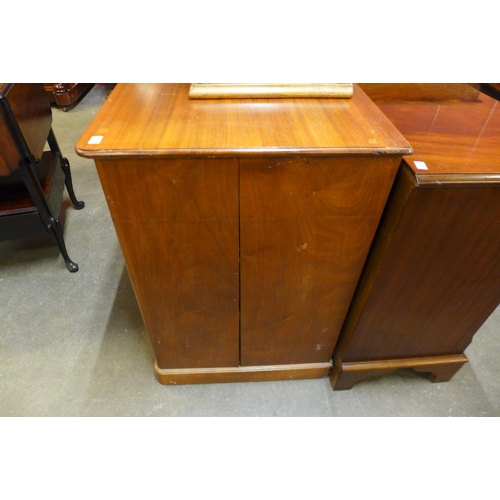 108 - A Victorian mahogany kneehole desk