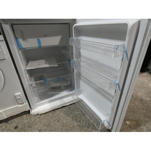 3267 - A Candy undercounter fridge 55 x 85cm (CFOE548SWE) with top freezer compartment