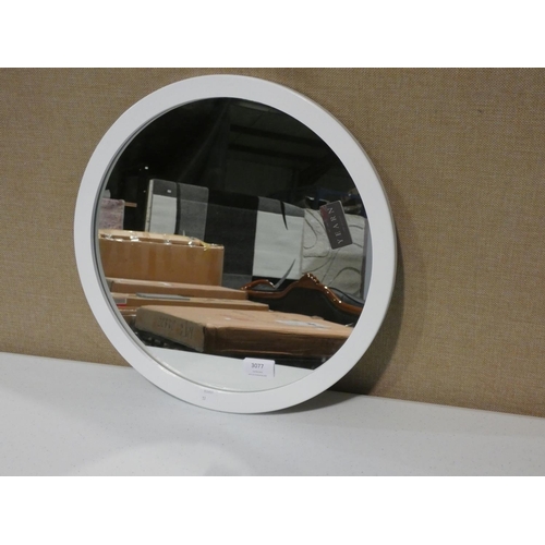 3077 - A Yearn white circular mirror (40cm) * this lot is subject to VAT