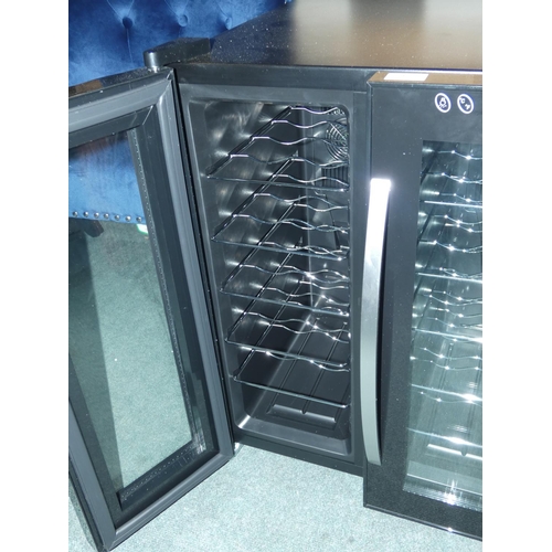 3132 - A black Klarstein two door wine cooler (H 65, W 52, D 50cm) * this lot is subject to VAT