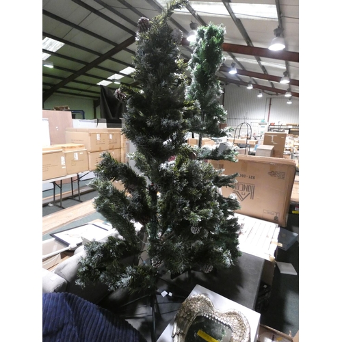 3189 - A 5ft artificial Christmas tree with pine cones * this lot is subject to VAT