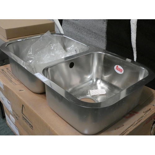 3255 - A Teka stainless steel double sink 800mm x 650mm