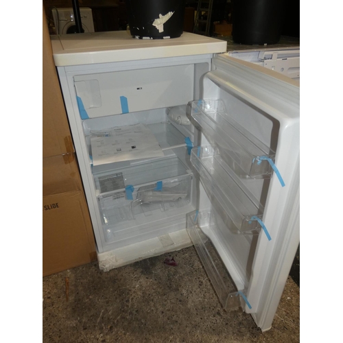 3267 - A Candy undercounter fridge 55 x 85cm (CFOE548SWE) with top freezer compartment