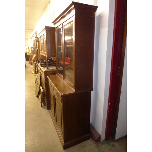 65 - A Victorian mahogany bookcase, 204cms h, 107cms w, 50cms d