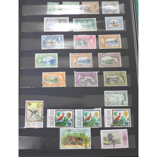 697 - Stamps;- worldwide collection including GB, Montserrat, Nederland, NZ, Pitcairn, Australia, Guinea, ... 