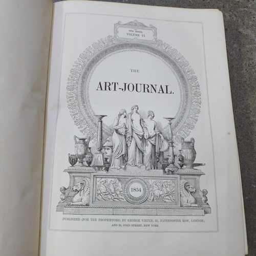 753 - Three volumes; Queen Victoria, Her Life and Empire printed by Marquis of Lorne, English Mechanic, Mi... 