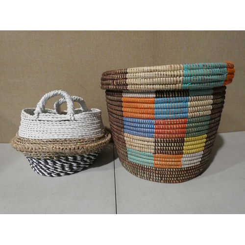 3043 - Two mixed style woven baskets and a foldable box (baskets H 30cm / H 18cm) * this lot is subject to ... 