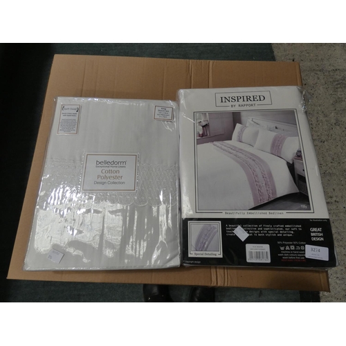 3274 - Two mixed style kingsize duvet sets * this lot is subject to VAT