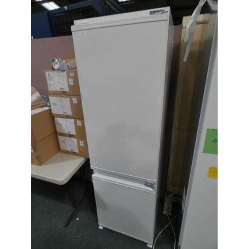 3378 - A Beko integrated fridge freezer