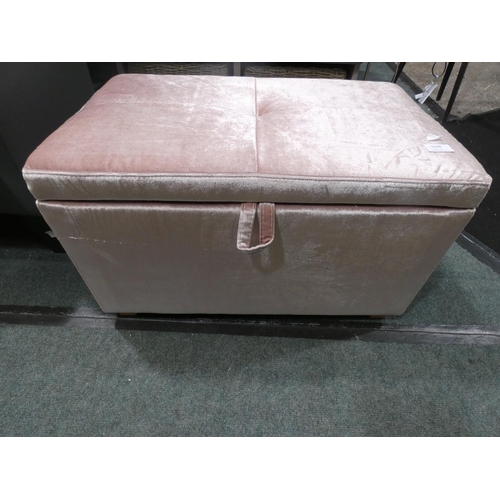 3248 - A pink velvet blanket box (H39/W 67/D 42cm) * this lot is subject to VAT