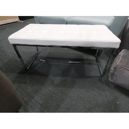 3259 - A white/chrome finish bench (H 46 x W 98 x D 47cm) * this lot is subject to VAT