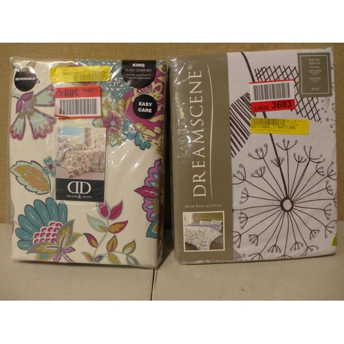 3173 - Two mixed style kingsize duvet sets * this lot is subject to VAT